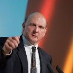 Ballmer ve a Linux como la mayor amenaza