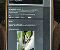 Gentoo con XFCE funcionando sobre un Tesla Model S 2
