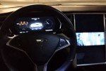 Una hacker consigue instalar Gentoo en su coche Tesla Model S